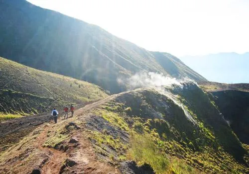 mount_batur_trekking2