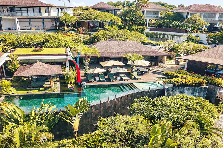 Luxury-Clifftop-Villas-of-Bali-hotels-near-Pandawa-Beach