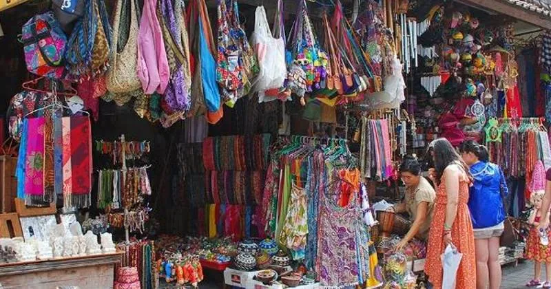 sukawati-art-market