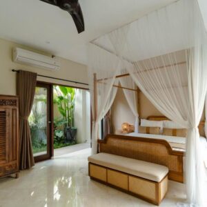 Larose Villas Canggu – Modern Comfort in Bali’s Trendy Surfing Paradise