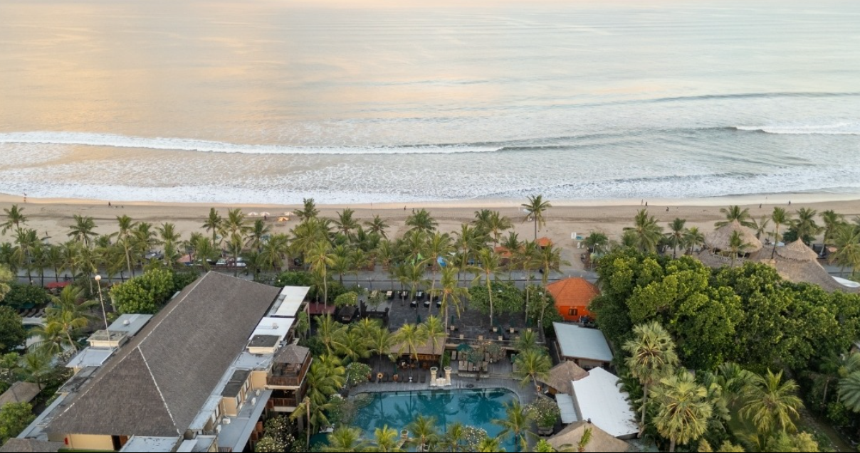 Bali anniversary hotel surprise booking Premier Pool Villa Bali anniversary hotel surprise booking Premier Pool Villa