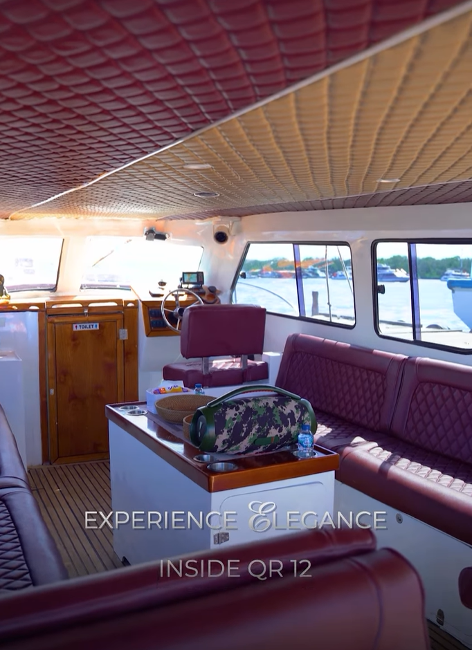 Bali luxury private yacht charter deals Queen Ruizi sunset view Bali luxury private yacht charter deals Queen Ruizi sunset view