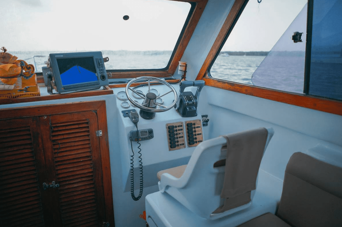 Karang Putih fast boat charter price Nusa Penida view