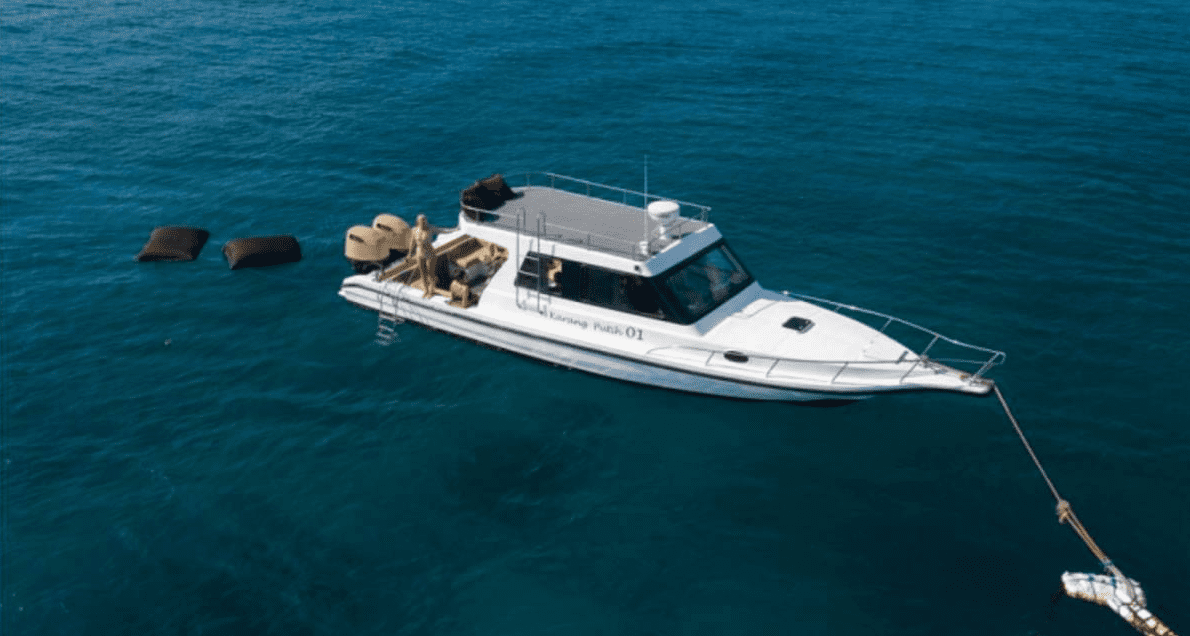 Karang Putih fast boat charter price Nusa Penida view
