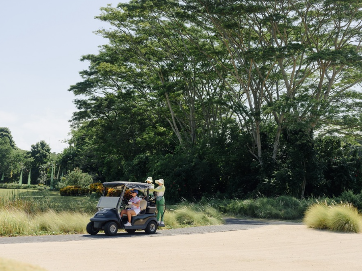Bali National Golf green fee 18 hole island green view.