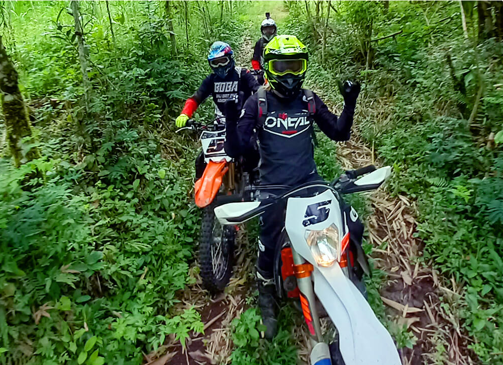 Bali dirt bike tour with bike insurance Pekutatan