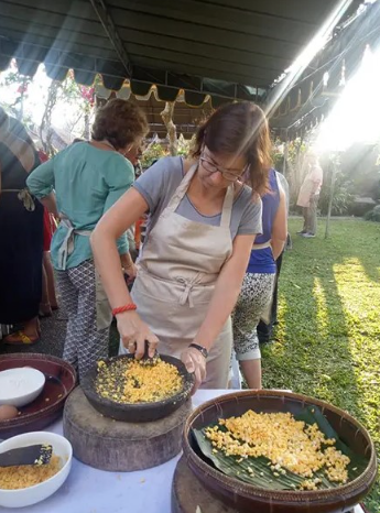 Balinese cooking class Ubud price 2025 2026 market visit