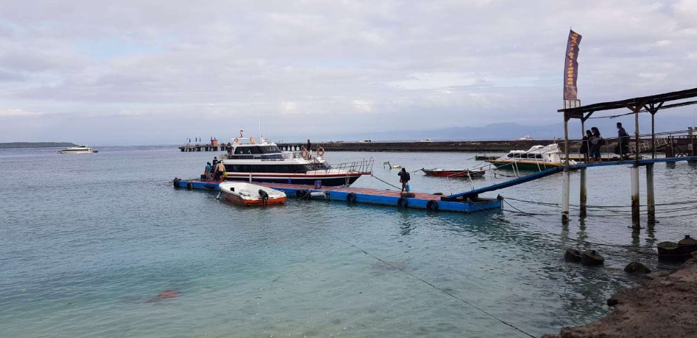 Book Angel Billabong Fast Cruise Sanur to Nusa Penida - Wide Cabin Vessel