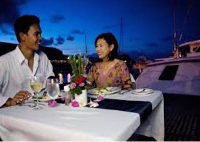 Book Aristocat Evening Dinner Cruise Bali online luxury sailing catamaran
