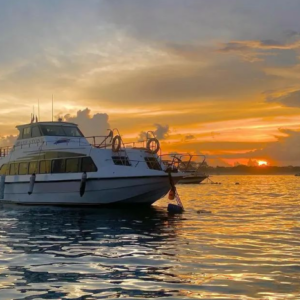 Book Axe Stone Fast Cruises Sanur to Nusa Penida - 1800HP Suzuki Fleet