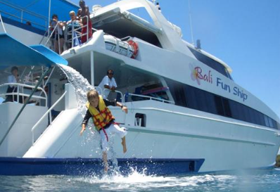 Book Bali Fun Ship Lembongan Island Cruise online jacuzzi deck