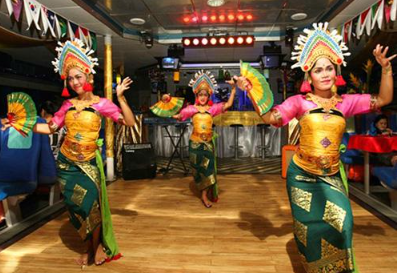 Book Bali Hai Sunset Dinner Cruise tickets international buffet view