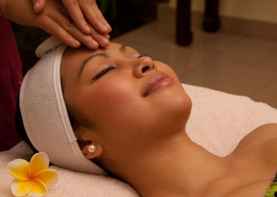 Book Bali Orchid Spa Kuta online for traditional Balinese massage and Shirodara