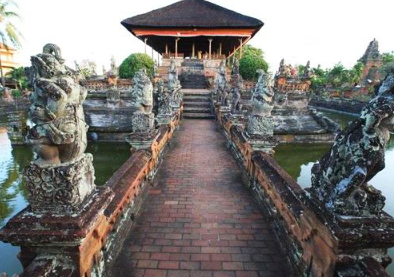 Book Besakih Mother Temple tour online with Mount Agung view