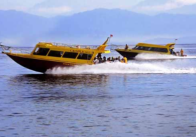 Book Caspla Fast Boat Nusa Penida to Gili T - Direct Buyuk Harbour Crossing
