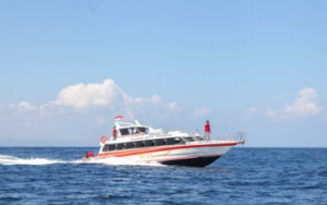 Book DCamel Fast Ferry Sanur to Jungut Batu - Luxury Fast Boat