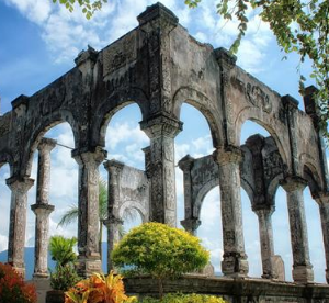Book East Bali tour Tirta Gangga online fountain and stepping stones
