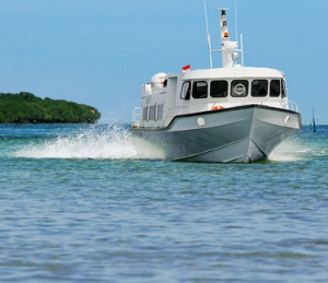 Book Eka Jaya Fast Boat Serangan to Ceningan - Large Aluminum Vessel