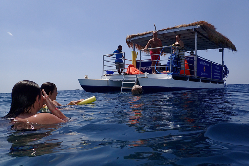 Book Gili 3 Island BBQ Cruise tickets online snorkeling at underwater statues