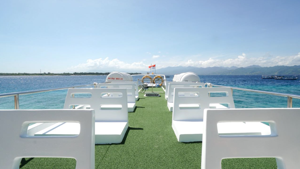 Book Gili Gili Fast Boat Padangbai to Gili Trawangan - 900HP Suzuki Vessel
