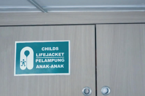 Book Golden Queen Fast Boat Padangbai to Gili - 1800HP High Speed Vessel