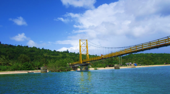 Book Lembongan Snorkeling and Island Tour from Bali - Manta Ray Encounter