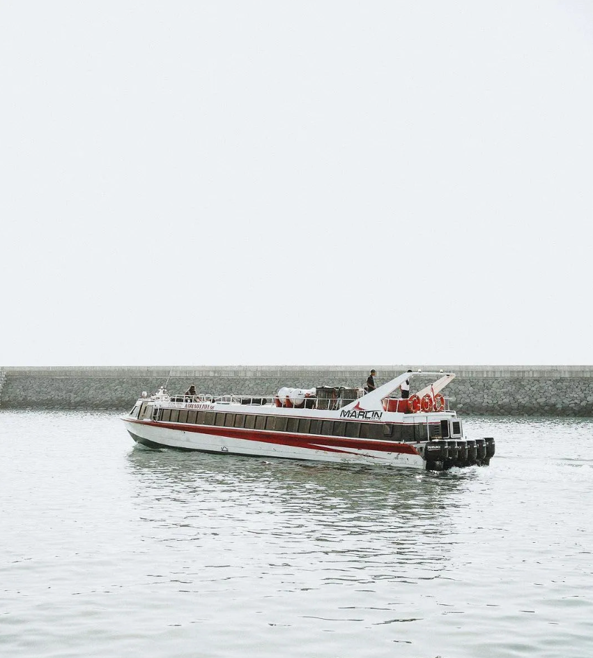 Book Marlin Fast Cruise Sanur to Nusa Penida - 750 HP Vessel