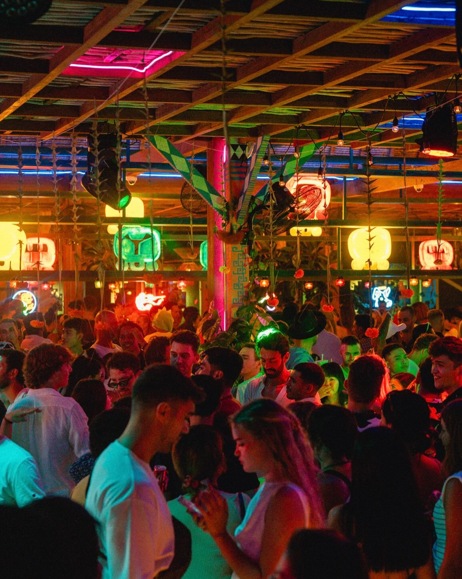 Book Motel Mexicola Seminyak dining package 2025