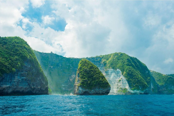 Book Nusa Penida Adventure Cruise Bali Hai online Ocean Rafting vessel