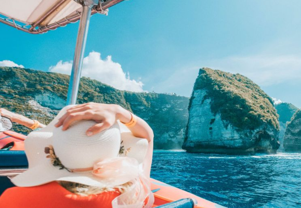 Book Nusa Penida Adventure Cruise Bali Hai online Ocean Rafting vessel