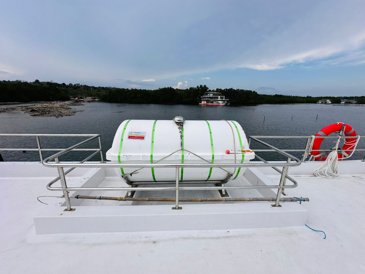 Book Setia Fast Ferry Sanur to Jungut Batu