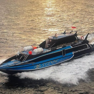 Book Sgening Diamond Fast Boat Sanur to Gili - 2026 Safety Gear