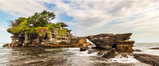 Book Tanah Lot sunset tour online for 2026