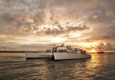 Book Waka Sailing Catamaran Lembongan tour luxury day trip