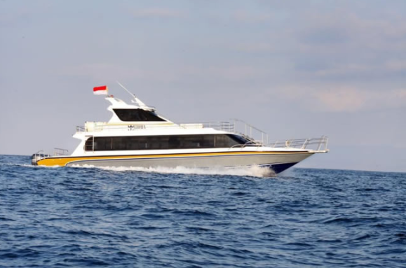 Crown Fast Cruise ticket price 2025 2026 ferry at Sanur harbor