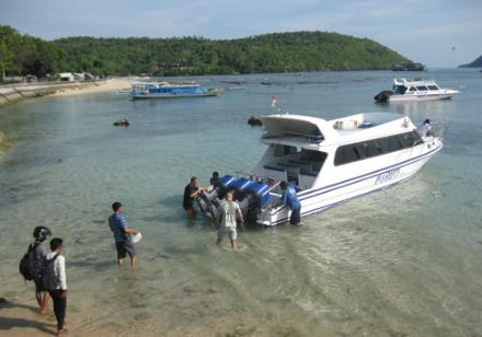 Maruti Express ticket price 2025 2026 fast boat at Sanur Beach