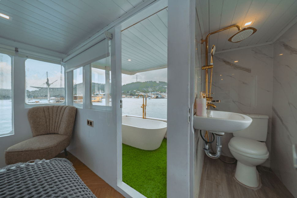 Open trip Komodo 3D2N price 2025 2026 Zada Mega Phinisi