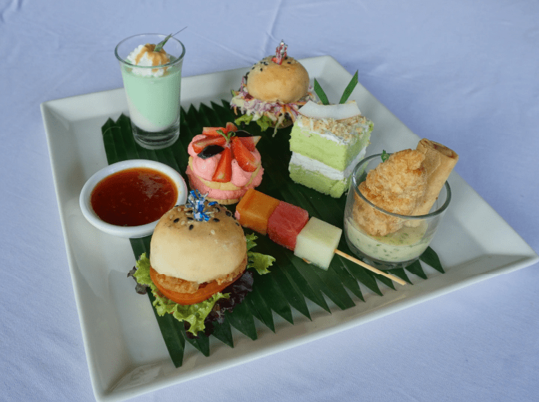 Taman Dedari restaurant menu prices angel statue view 5 Taman Dedari restaurant menu prices angel statue view