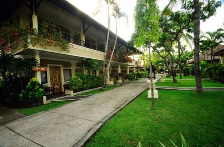 Beachfront cottage view when you Book Aneka Lovina 2