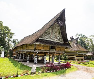 Book 3D2N Medan Lake Toba Tour 2026 - Scenic Lake View