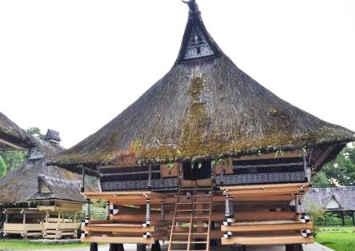 Book 3D2N Medan Lake Toba Tour 2026 - Scenic Lake View