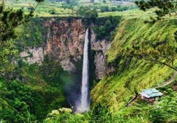 Book 3D2N Medan Lake Toba Tour 2026 - Scenic Lake View