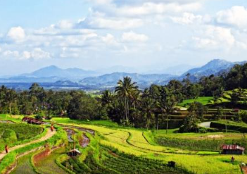 Book 4D3N Minangkabau Tour 2026 - Pagaruyung Palace View