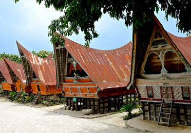 Book 5 Days Orangutan Batak Country Tour 2026 - Scenic North Sumatra View