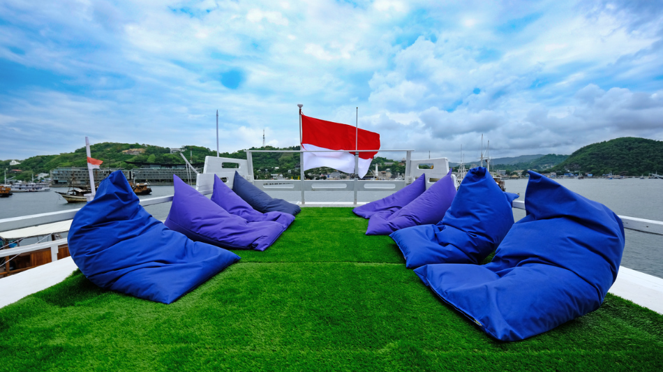 Book Ara Vista Modern Phinisi Private Trip 2026