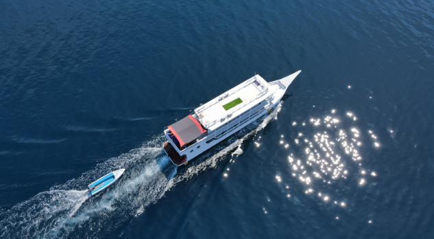 Book Ara Vista Modern Phinisi Private Trip 2026