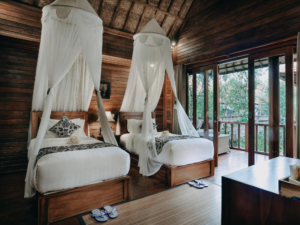 Book Bale Gede Lembongan 2026 8