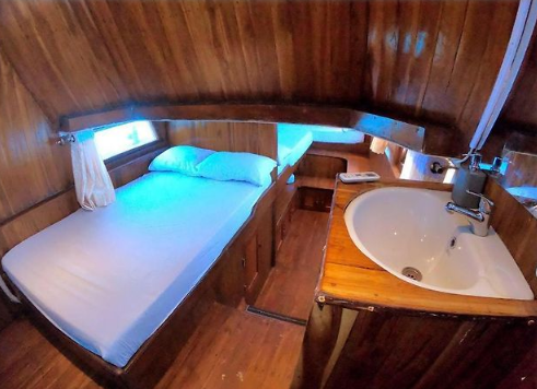 Book Baronang Phinisi Private Charter 2026 Onboard