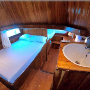 Book Baronang Phinisi Private Trip Komodo 2026