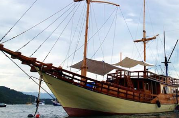 Book Cajoma III Phinisi Private Charter 2026 Onboard